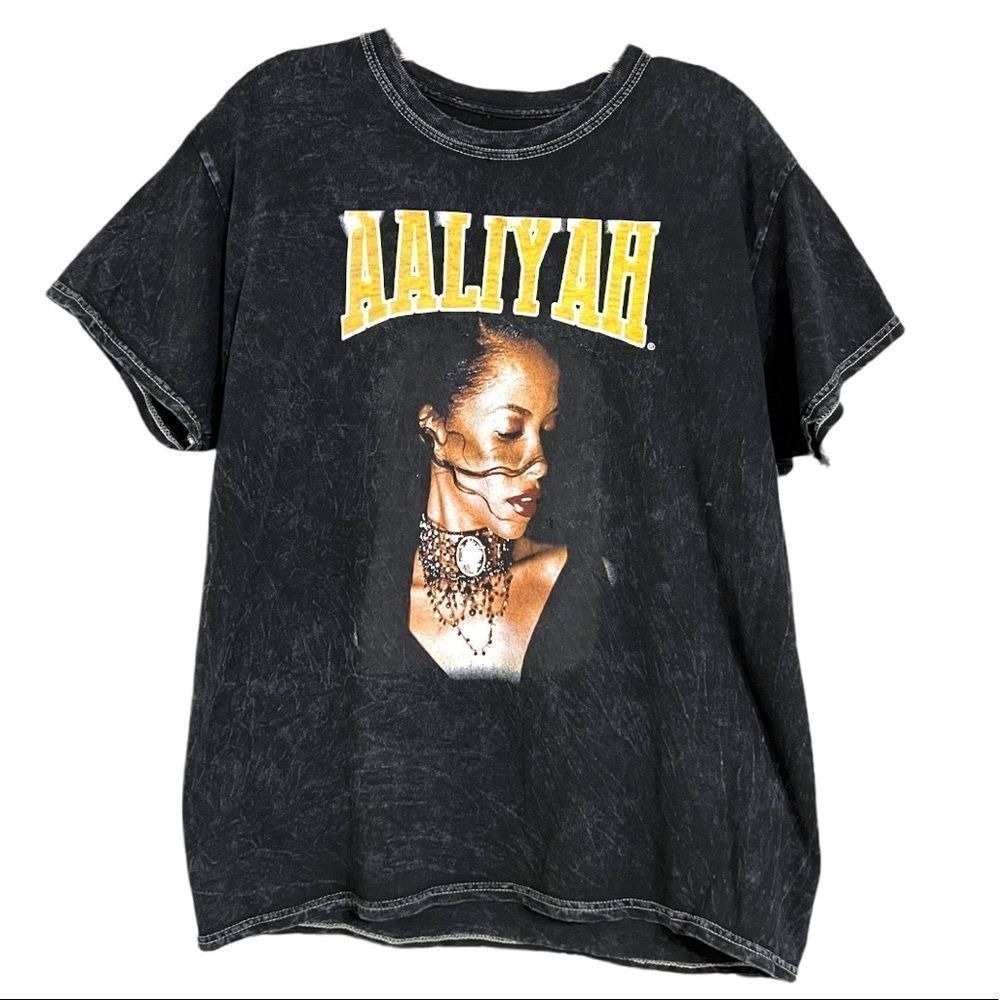 Aaliyah Black Cotton Made in Haiti Short Sleeve T Shirt Sz Medium